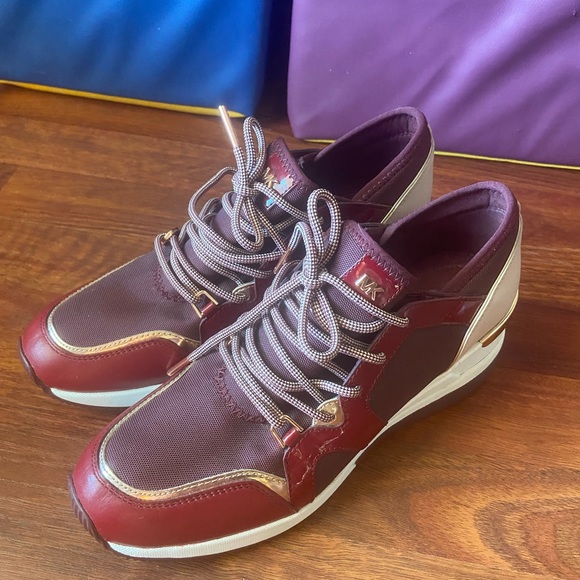 Michael Kors Liv Trainer Wedge Platform Sneakers Oxblood Size 8 - Picture 3 of 14